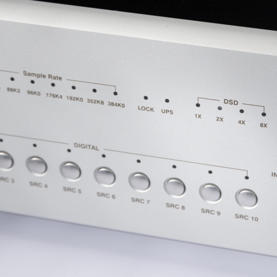 Bryston BR20 | Préamplificateur lecteur réseau, dac